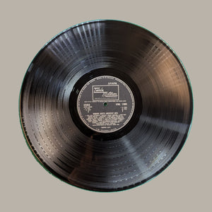 Marvin Gaye — Greatest Hits: record SIDE B, complete rim and upright label; actual copy for sale