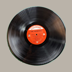 The Monkees — The Monkees: record SIDE B, complete rim and upright label; actual copy for sale