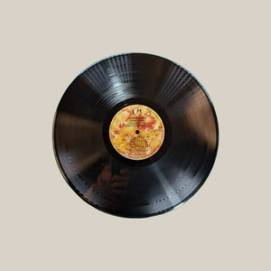 Crystal Gayle: Classic Crystal, actual copy, vinyl label view 2